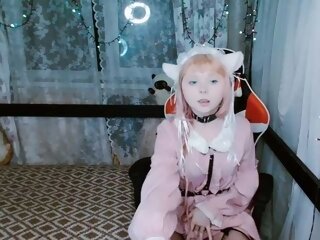 Sex cam usagi-blush online! She is 27 years old 
blonde with small tits and speaks english, russian