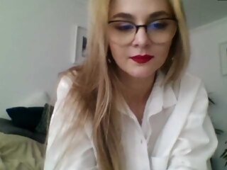 Sex cam sweetlenna online! She is 25 years old 
blonde with average tits and speaks english, 