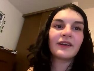 Sex cam roxi_rori online! She is 19 years old 
. Speaks English