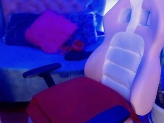 Sex cam samanta-williams online! She is 25 years old 
brunette with big boobs and speaks english, spanish