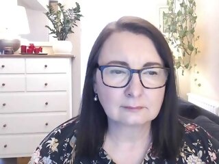 Sex cam marydesire online! She is 55 years old 
brunette with big boobs and speaks english, 
