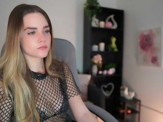 Sex cam skylanoveaa online! She is 18 years old 
blonde with average tits and speaks english, 