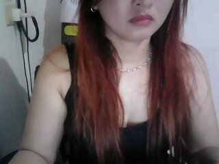 Sex cam carolinexx03a online! She is 33 years old 
brunette with average tits and speaks english, 