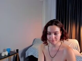Sex cam easterdwight online! She is 18 years old 
. Speaks English