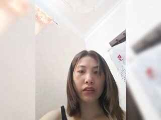 Sex cam lovelymai online! She is 30 years old 
brunette with average tits and speaks english, 