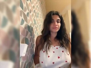 Sex cam vikistar69 online! She is 31 years old 
brunette with average tits and speaks english, 