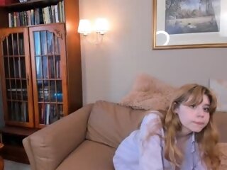 Sex cam elwynaedman online! She is 18 years old 
. Speaks English, français