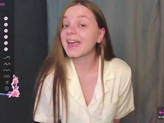 Sex cam ellikourge online! She is 18 years old 
blonde with big boobs and speaks english, 