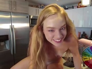 Sex cam doll emmabelovedxo ready for live sex show! She is 18 years old. Speaks English