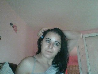 Sex cam valentina4sex online! She is 31 years old 
brunette with average tits and speaks english, german