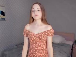 Sex cam keeleycharlie online! She is 18 years old 
. Speaks English