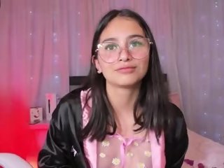 Sex cam ailanagh online! She is 18 years old 
. Speaks Spanish / English