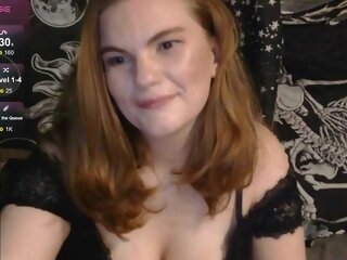 Sex cam miakush online! She is 24 years old 
redhead with big boobs and speaks english, 