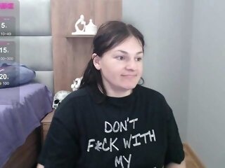 Sex cam caspianbartlett online! She is 30 years old 
brunette with average tits and speaks english, 