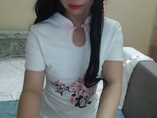 Sex cam yuichan online! She is 20 years old 
brunette with average tits and speaks english, 