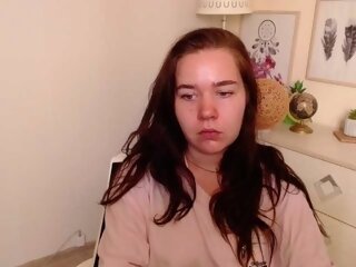 Sex cam alisaperfect online! She is 23 years old 
brunette with big boobs and speaks english, german