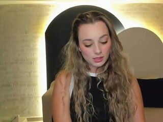 Sex cam tiaralawrence online! She is 22 years old 
blonde with small tits and speaks english, spanish