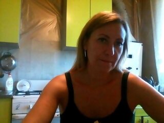 Sex cam ashleylight online! She is 35 years old 
blonde with average tits and speaks english, russian