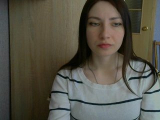 Sex cam panterol online! She is 21 years old 
brunette with average tits and speaks english, russian