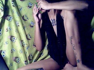 Sex cam mariasexyg online! She is 28 years old 
brunette with small tits and speaks english, japanese