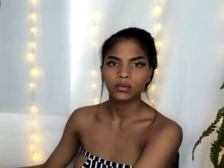 Sex cam bunny_jam3s online! She is 18 years old 
. Speaks SPANISH/ENGLISH