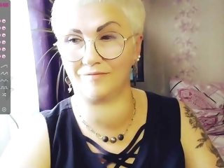 Sex cam elenamilfa online! She is 51 years old 
blonde with big boobs and speaks english, 