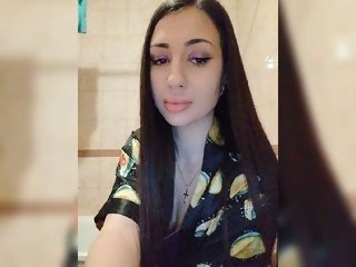 Sex cam misssluxery online! She is 18 years old 
brunette with average tits and speaks english, russian