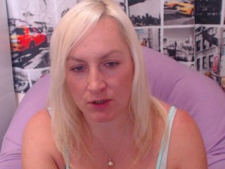 Sex cam flowertanita online! She is 38 years old 
blonde with big boobs and speaks english, german