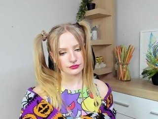 Sex cam nancyerotic online! She is 20 years old 
blonde with average tits and speaks english, 