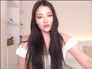 Asian nastysweet with blue eyes and shaved pussy
